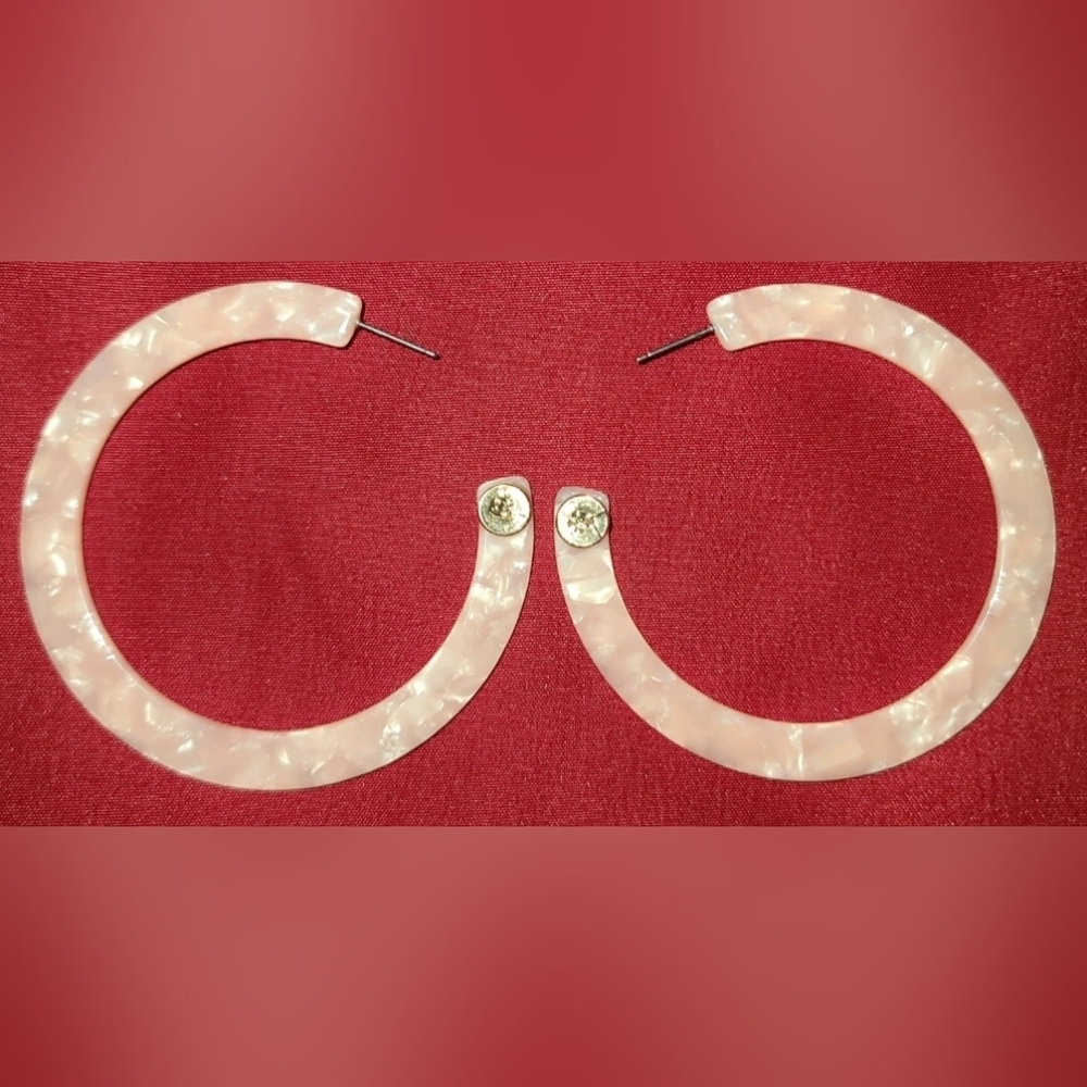 Pretty Pearlescent Lucite Blush Tint Vintage Flat Hoop Earrings with Gold Accent